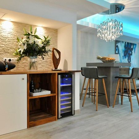 Luxury Apartment In La Isla, Puerto Banus Marbella Exterior photo