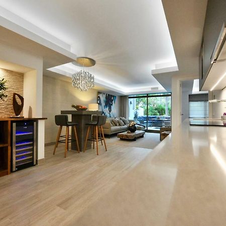 Luxury Apartment In La Isla, Puerto Banus Marbella Exterior photo