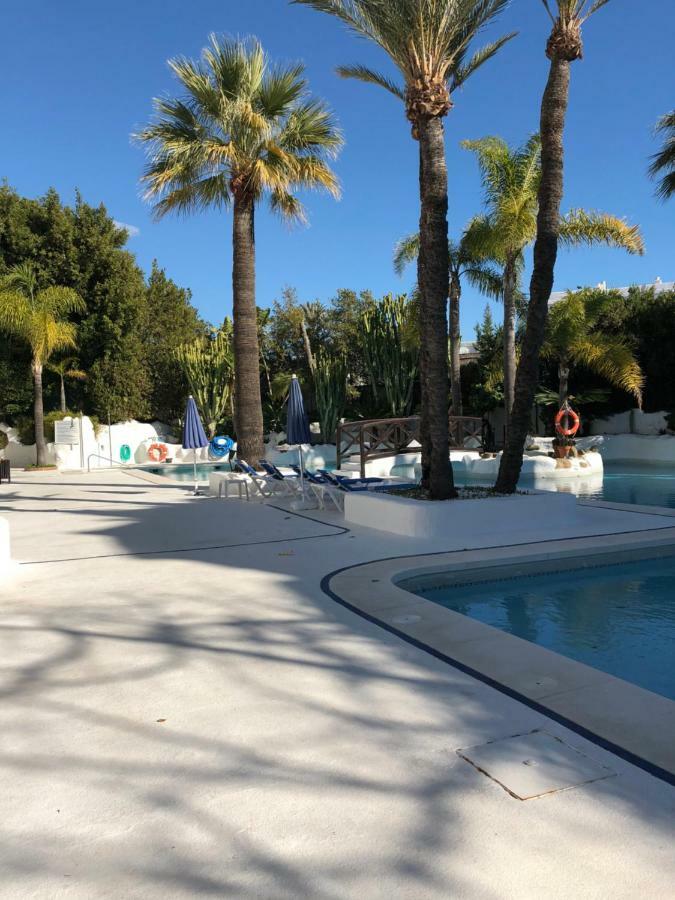 Luxury Apartment In La Isla, Puerto Banus Marbella Exterior photo