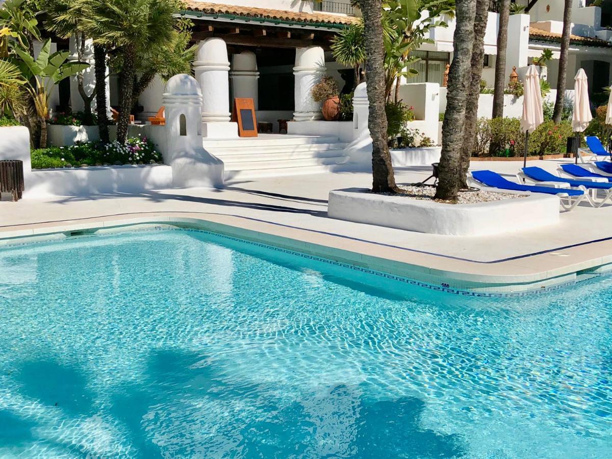 Luxury Apartment In La Isla, Puerto Banus Marbella Exterior photo